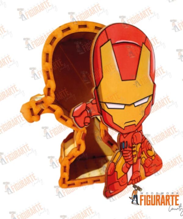 Alternative view of Iron Man