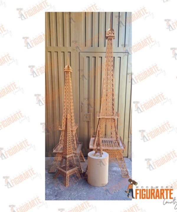 Alternative view of Torre Eiffel